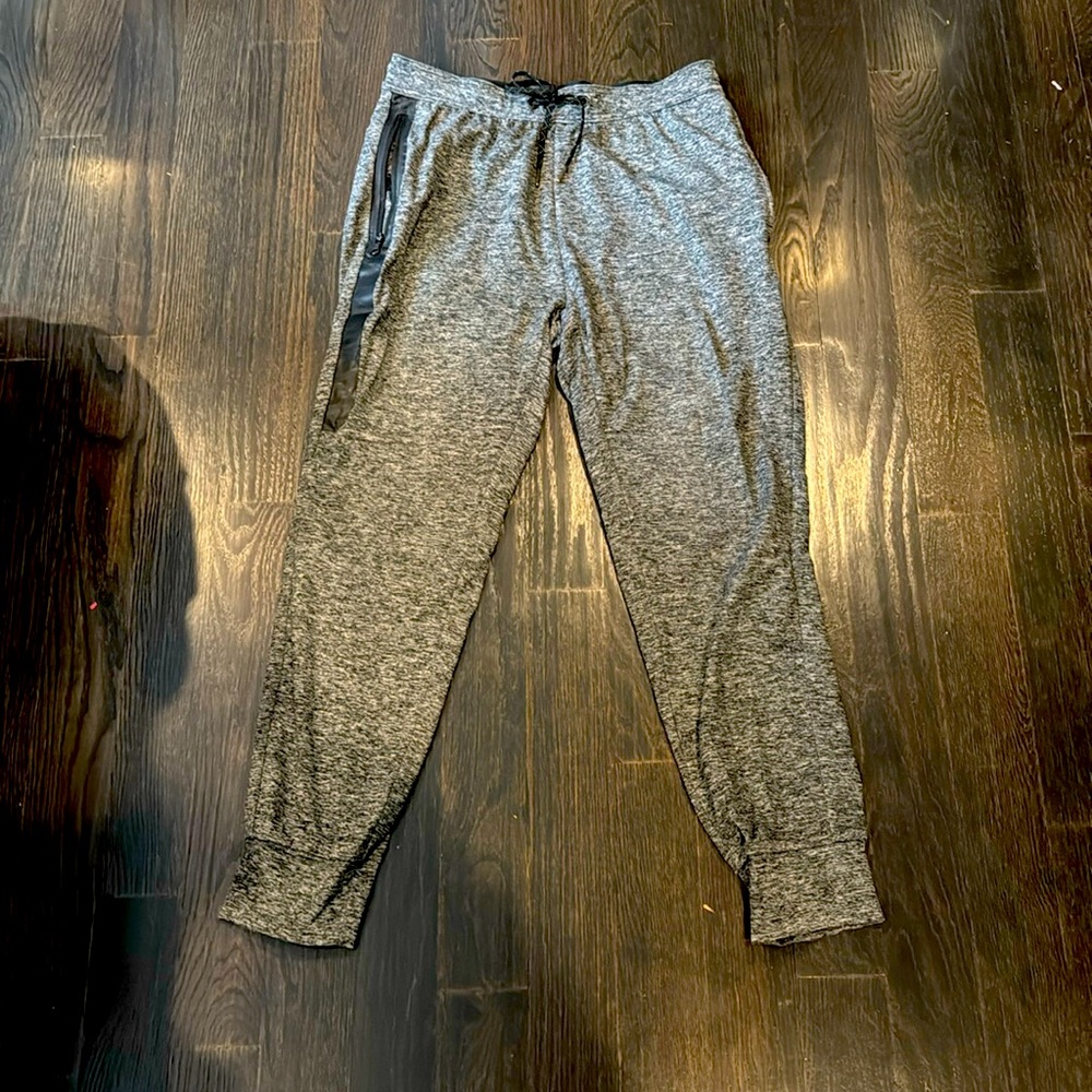 American Eagle Men’s Joggers - Size: M